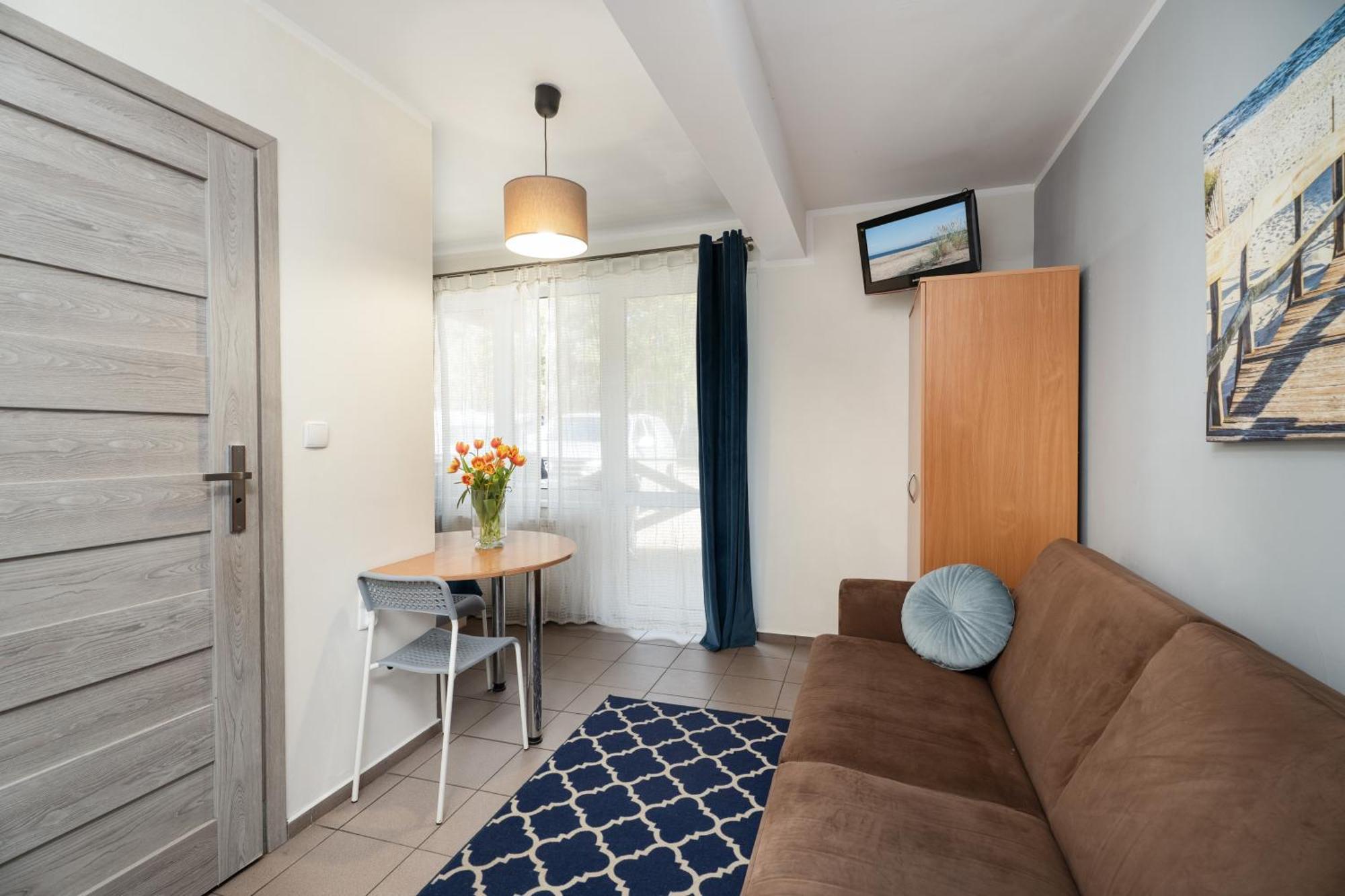Hotel Male Morze à Chałupy Extérieur photo